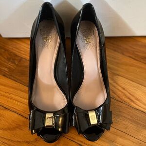 Vince Camuto Black and Gold Heels